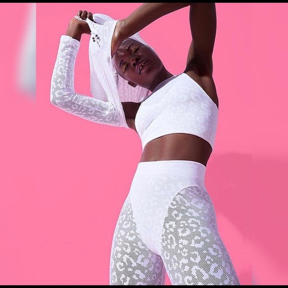 White Leopard Leggings and Matching Top - Picture 3 of 4